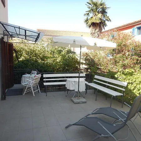 Amalia Apartment *